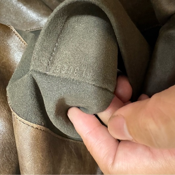 Louis Vuitton Paris Souple Whisper PM Chocolate Embossed leather bag limited - Picture 2 of 16